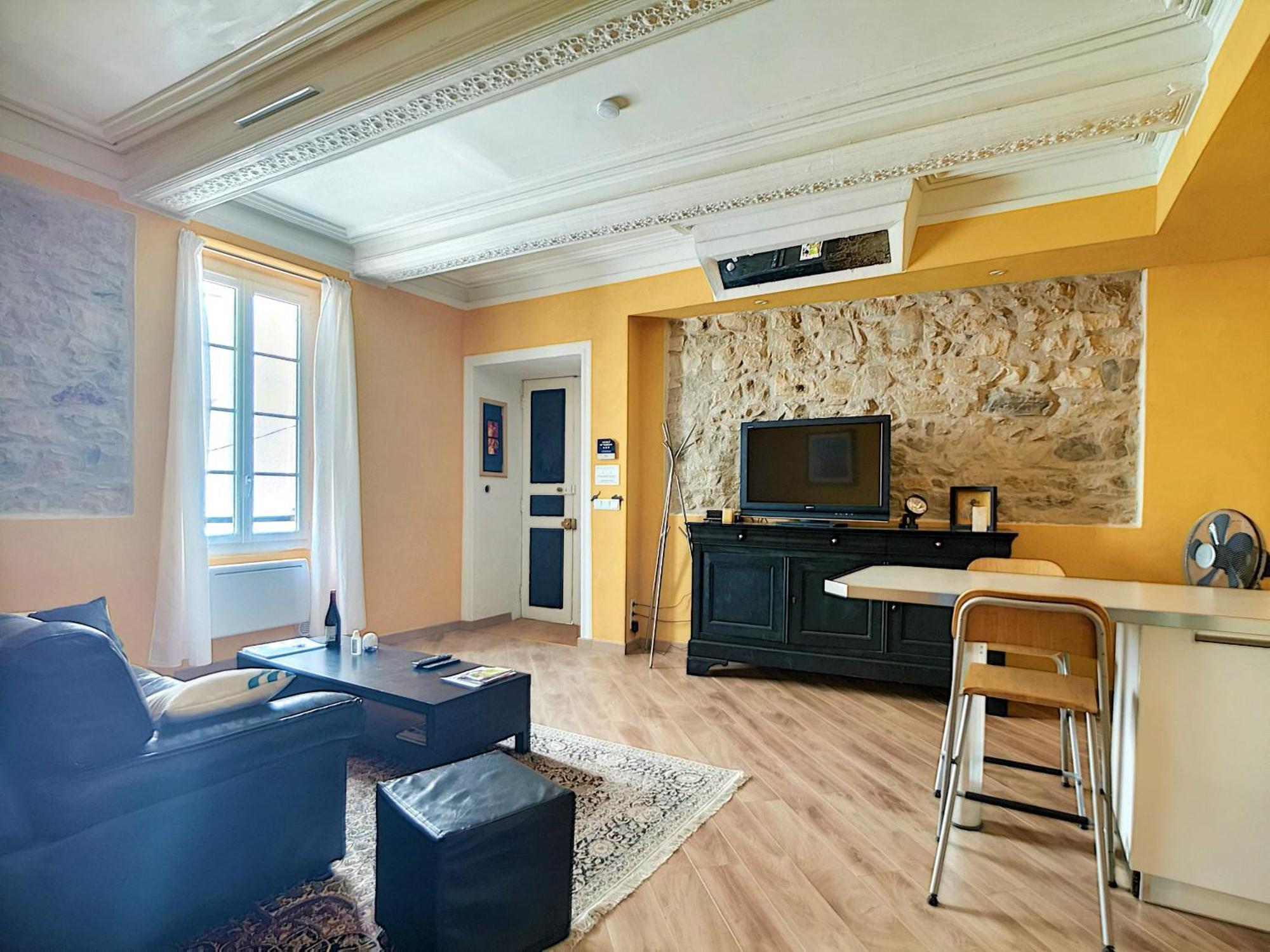 Residence Verdi - Appartements Meubles En Centre Ville Bédarieux エクステリア 写真