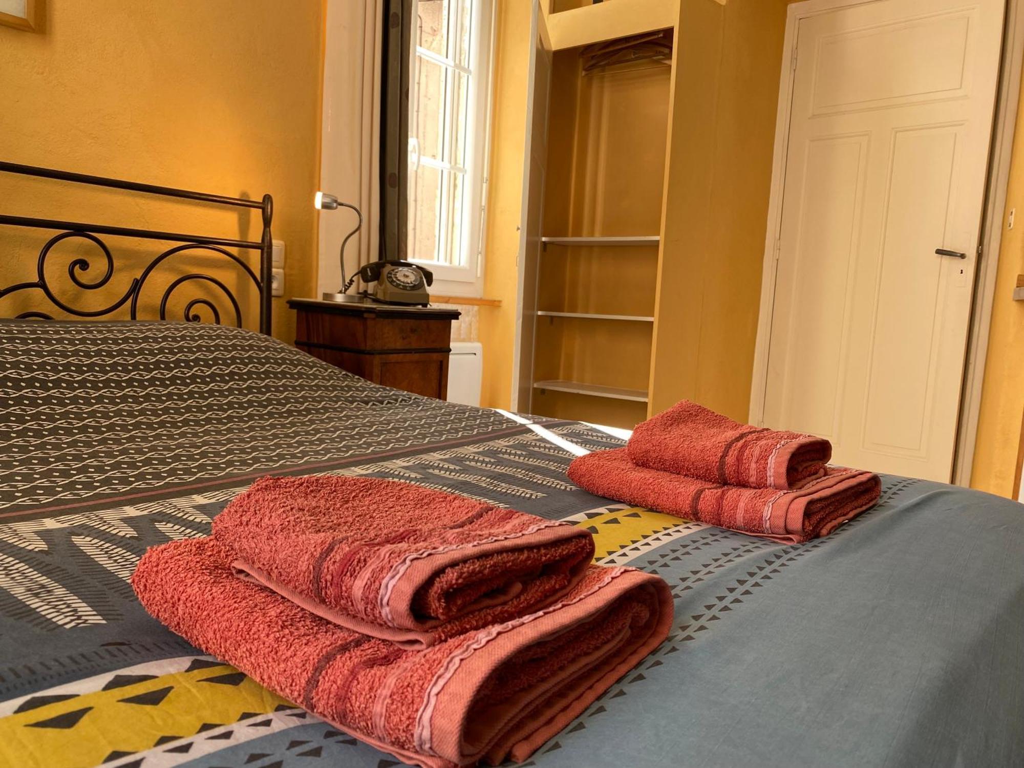 Residence Verdi - Appartements Meubles En Centre Ville Bédarieux エクステリア 写真