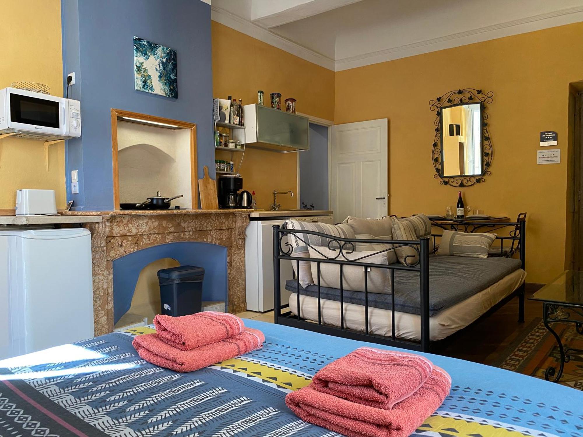 Residence Verdi - Appartements Meubles En Centre Ville Bédarieux エクステリア 写真