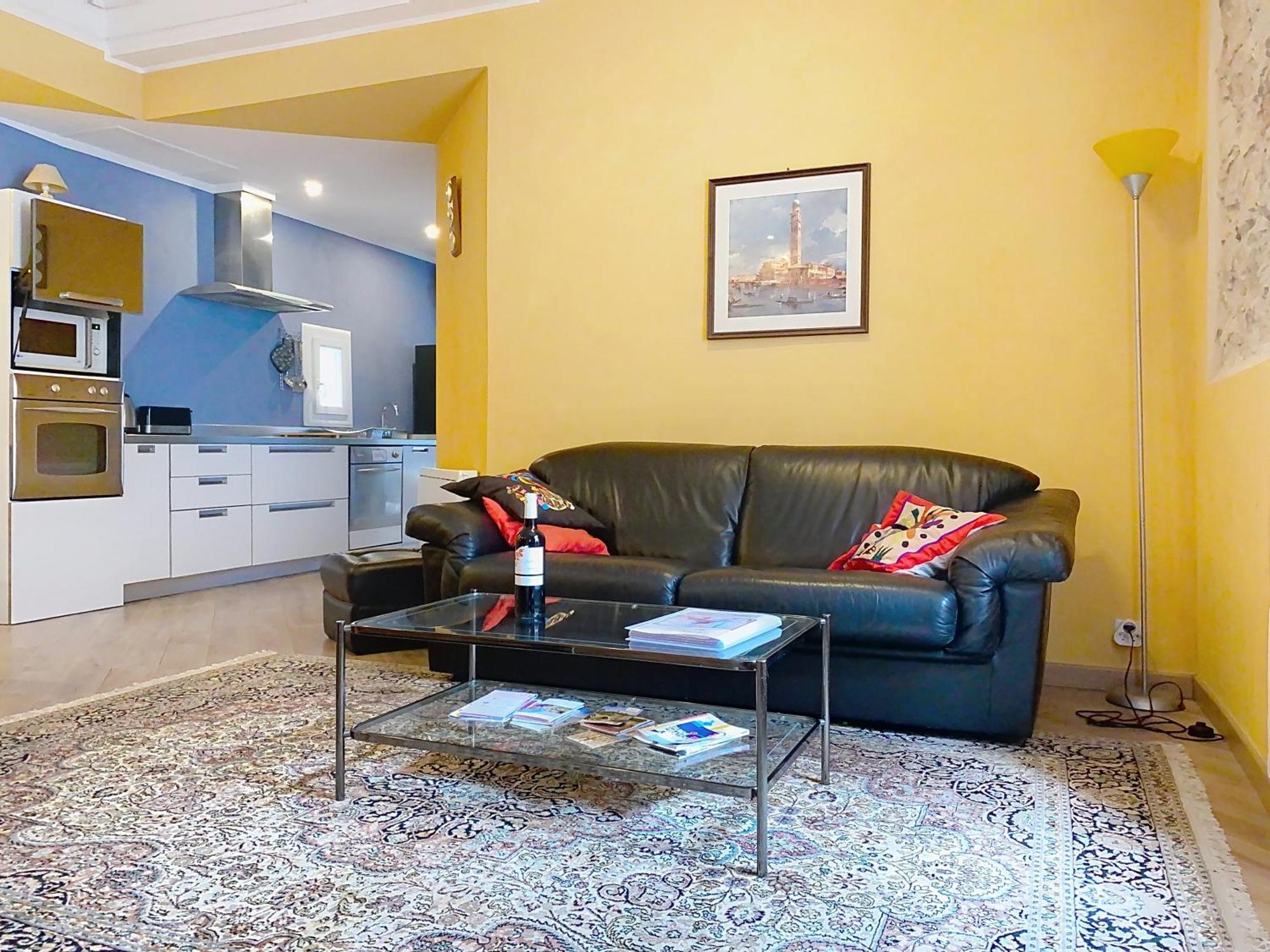 Residence Verdi - Appartements Meubles En Centre Ville Bédarieux エクステリア 写真